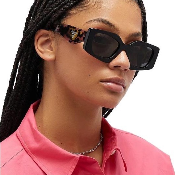 SOLD ❌ Prada PR-15YS 1AB5S0 Sunglasses Women's Black/Dark Grey Square Shape - Picture 10 of 10